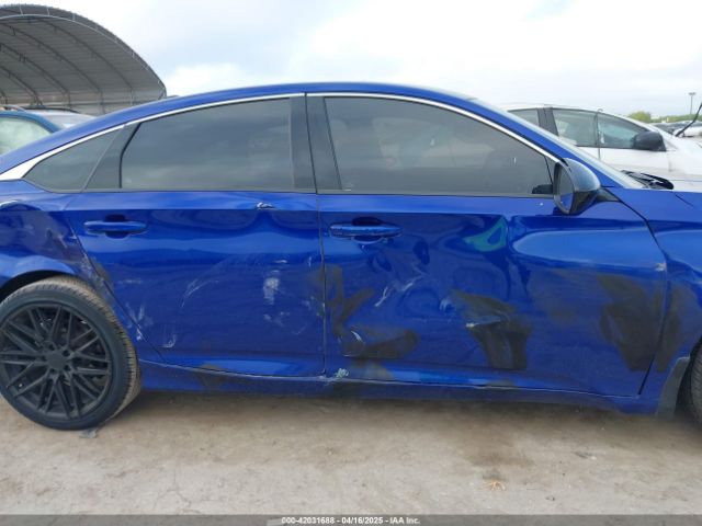 1HGCV1F30NA110555 Honda Accord Sport