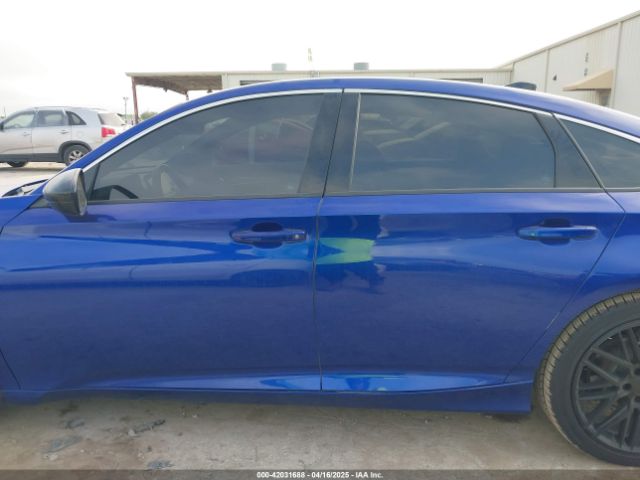 1HGCV1F30NA110555 Honda Accord Sport