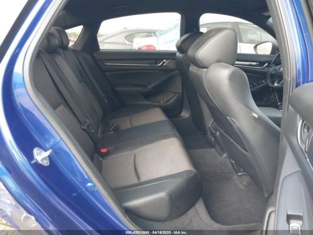 1HGCV1F30NA110555 Honda Accord Sport