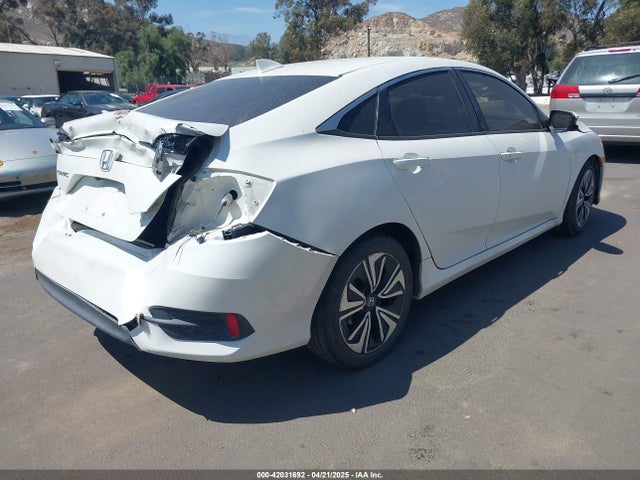 Honda l15b7 2017 2HGFC1F33HH659997 Image 4