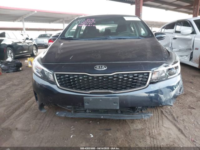 KNAFK5A88J5773709 KIA FORTE LX