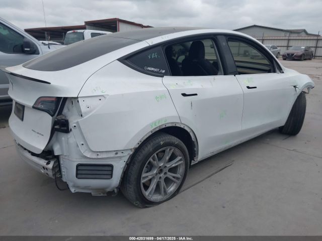 2022 TESLA MODEL Y 7SAYGDEE9NA013302 Photo 3