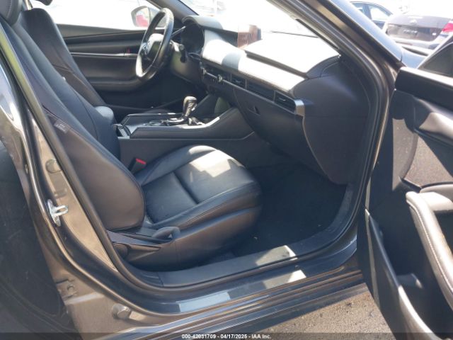 JM1BPAKL0M1321246 Mazda Mazda3 Select