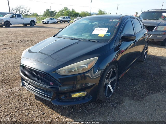 1FADP3L92FL220410 Ford FOCUS ST