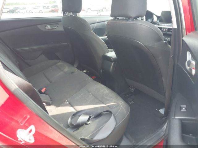 3KPF24AD2ME361269 KIA Forte Lxs