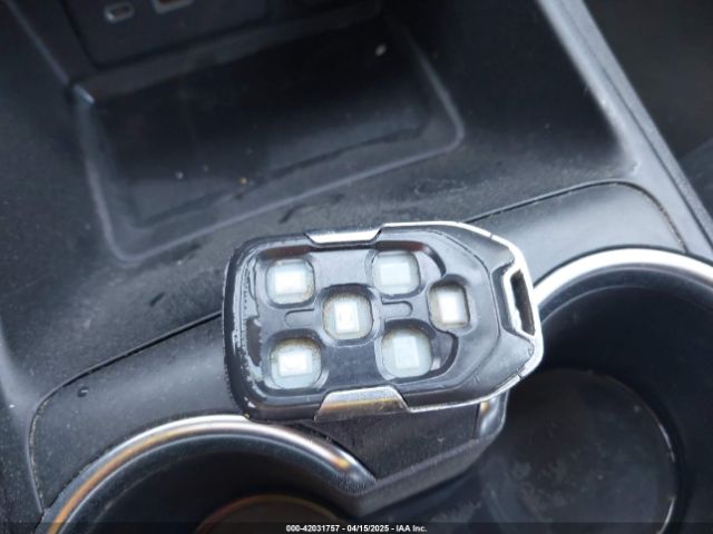 3GKALMEV3KL108209 GMC Terrain Sle