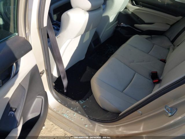 1HGCV1F10KA074490 Honda ACCORD LX
