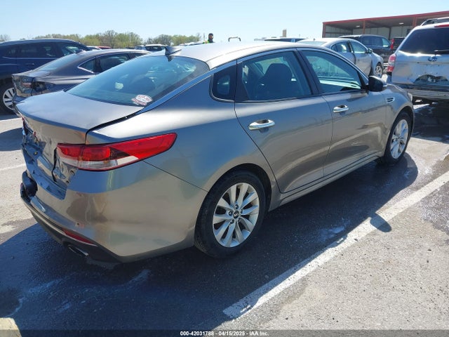 5XXGT4L31GG044018 KIA Optima Lx