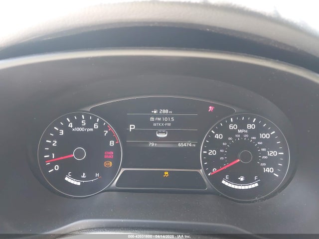 KNDJX3AA8J7899675 KIA Soul !