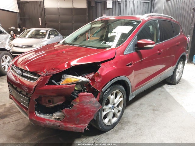 1FMCU9J9XEUD69589 Ford Escape Titanium