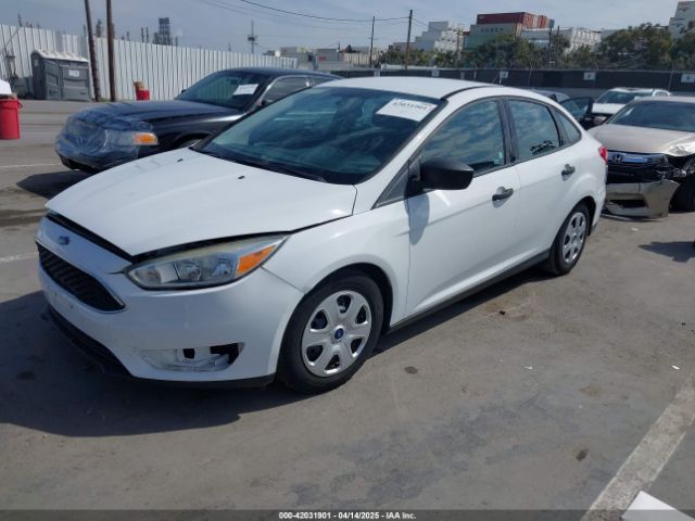 1FADP3E20GL238664 Ford FOCUS S