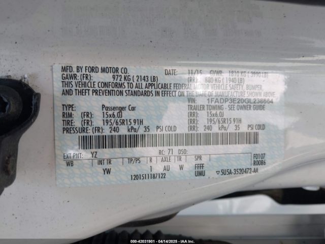 1FADP3E20GL238664 Ford FOCUS S