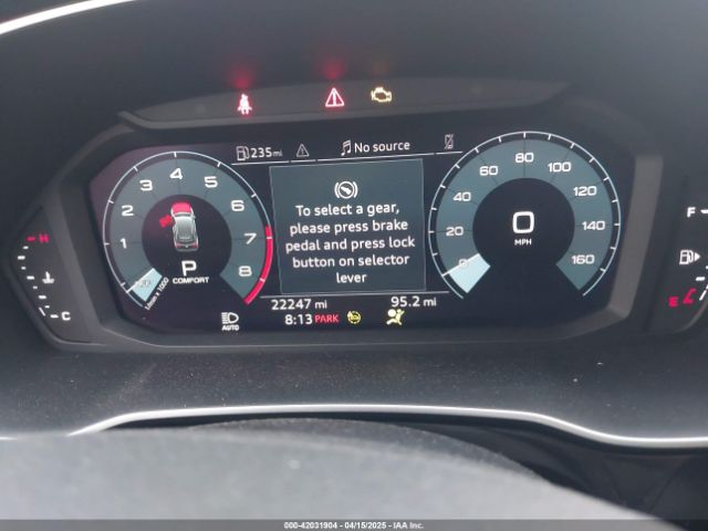 WA1DECF30P1032998 Audi Q3 S Line Premium
