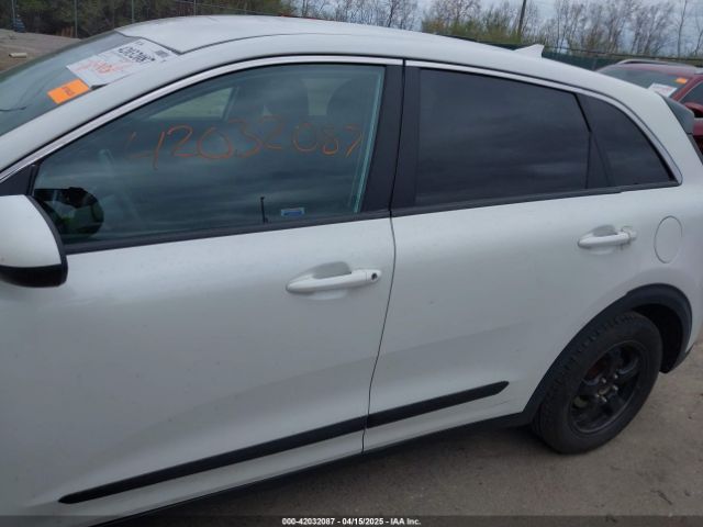 KNDCB3LC0H5060051 KIA NIRO FE