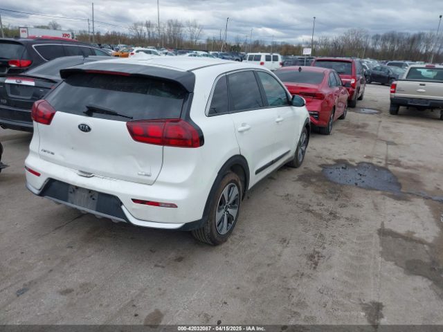 KNDCB3LC0H5060051 KIA NIRO FE