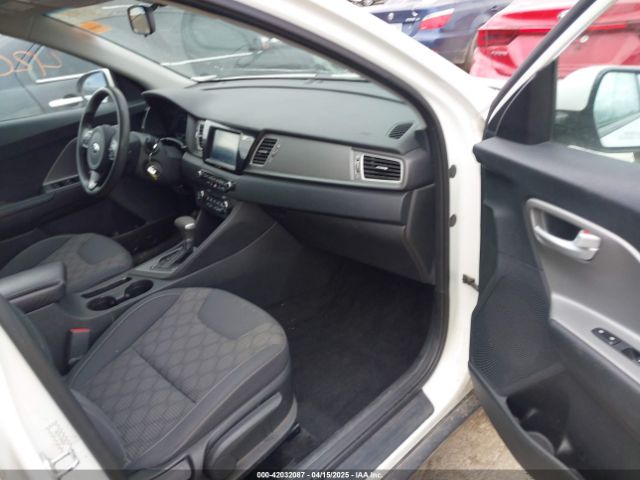 KNDCB3LC0H5060051 KIA NIRO FE