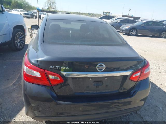 1N4AL3AP1HC109575 Nissan Altima 2.5 S