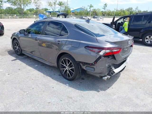 4T1G31AK8MU554036 Toyota CAMRY SE