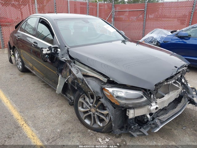 55SWF4JB6JU265619 Mercedes-Benz C 300