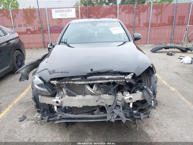 55SWF4JB6JU265619 Mercedes-Benz C 300