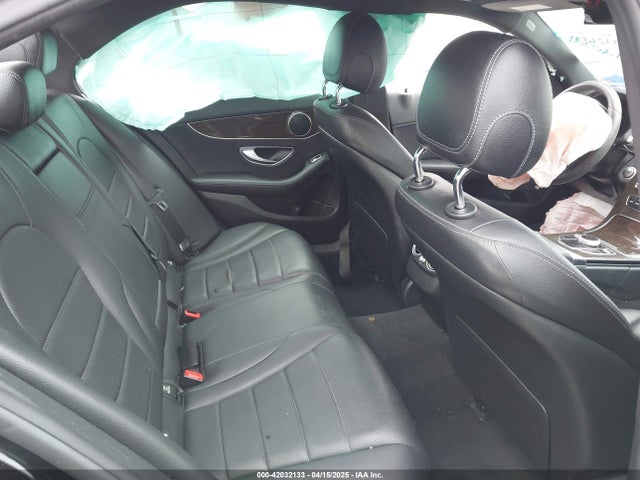55SWF4JB6JU265619 Mercedes-Benz C 300