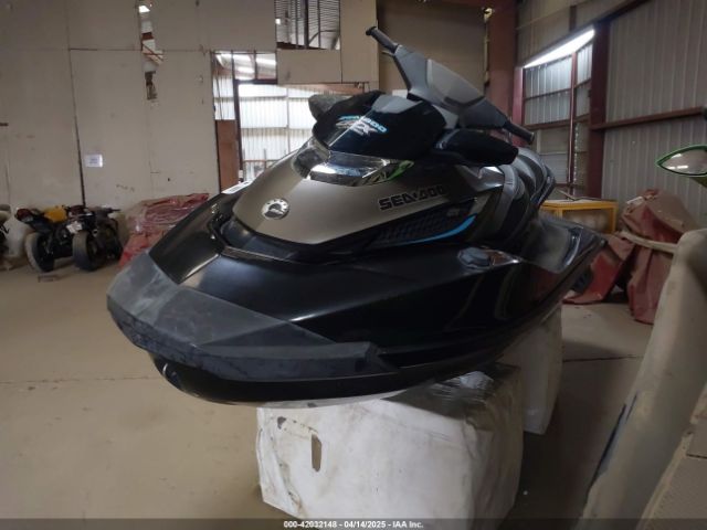 2016 SEADOO GTX-300 LIMITED YDV06677K516 Photo 1