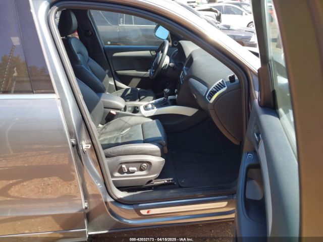 WA1M2AFP1HA052291 Audi Q5 2.0t Premium