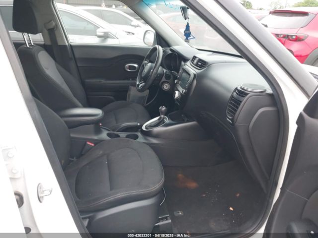 KNDJP3A53J7898937 KIA SOUL +