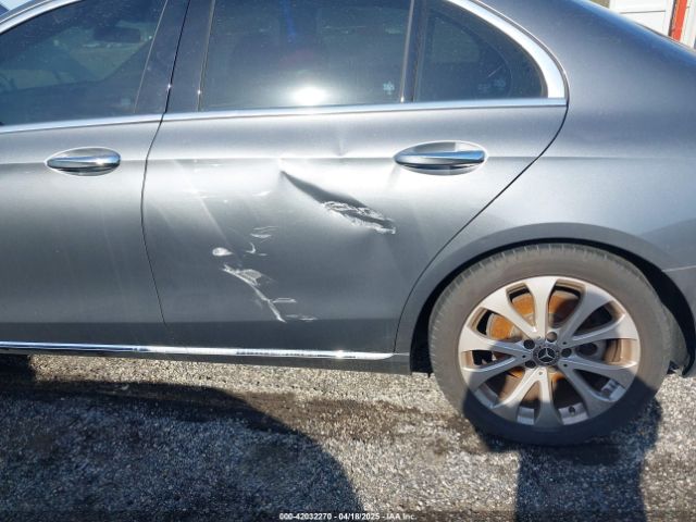 2017 MERCEDES-BENZ E 300 WDDZF4KB2HA228511 Photo 5