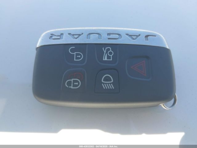 2014 JAGUAR XF SAJWJ0EF6E8U17959 Photo 10