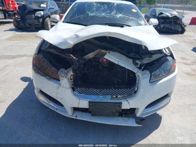 2014 JAGUAR XF SAJWJ0EF6E8U17959 Photo 5
