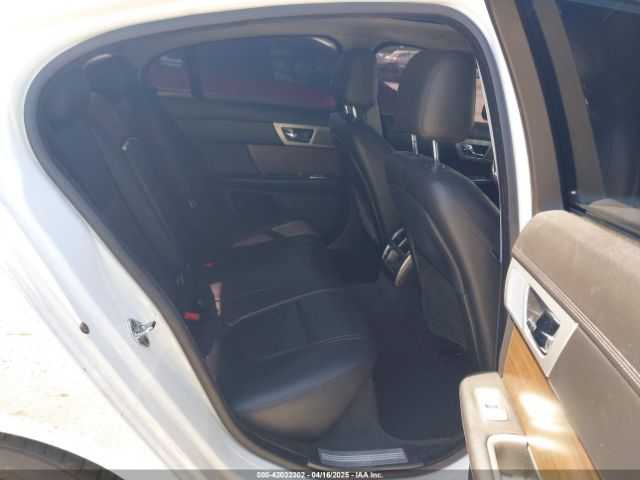 2014 JAGUAR XF SAJWJ0EF6E8U17959 Photo 7