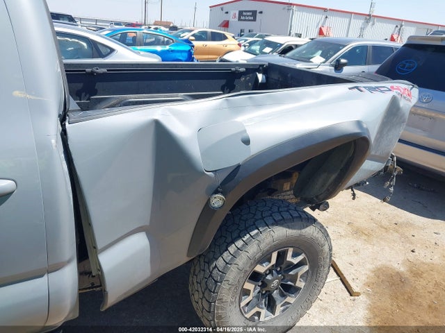 5TFDZ5BN4KX043893 Toyota Tacoma Trd Off Road
