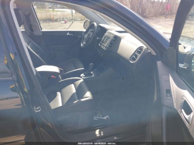 WVGAV7AX6HK016922 Volkswagen Tiguan 2.0t/2.0t S