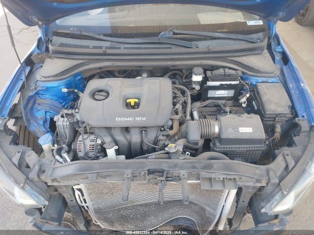 5NPD84LF9JH380476 Hyundai ELANTRA SEL