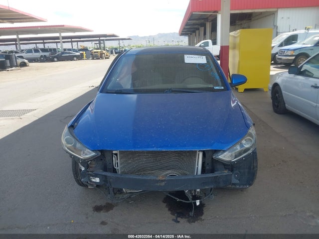 5NPD84LF9JH380476 Hyundai ELANTRA SEL