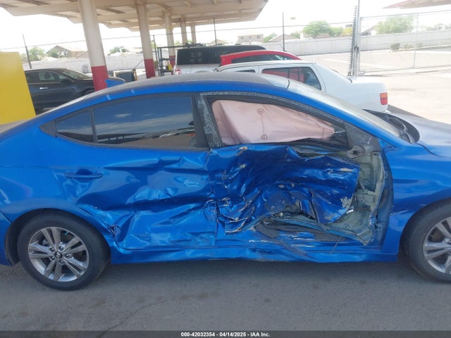 5NPD84LF9JH380476 Hyundai ELANTRA SEL