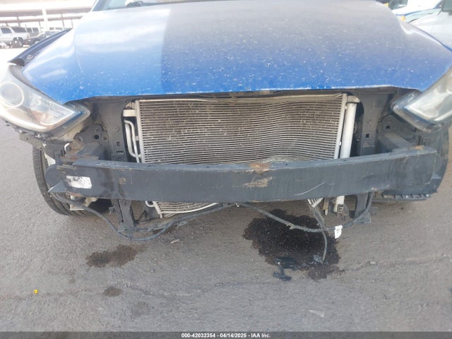 5NPD84LF9JH380476 Hyundai ELANTRA SEL