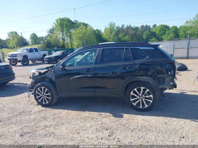 7MUDAAAG0RV080383 Toyota Corolla Cross Xle