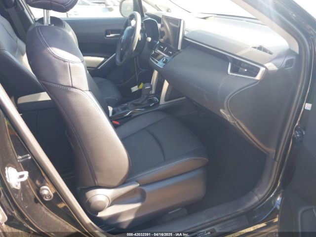 7MUDAAAG0RV080383 Toyota Corolla Cross Xle