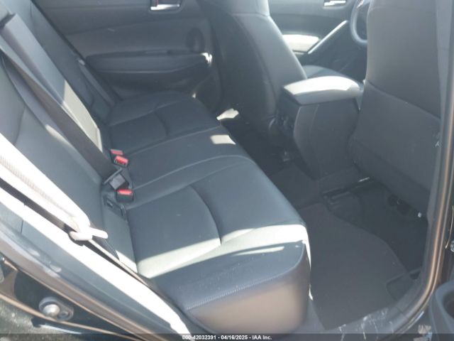7MUDAAAG0RV080383 Toyota Corolla Cross Xle
