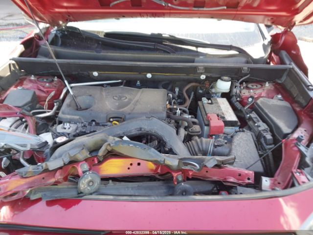 JTMH1RFVXKD040735 Toyota RAV4 LE