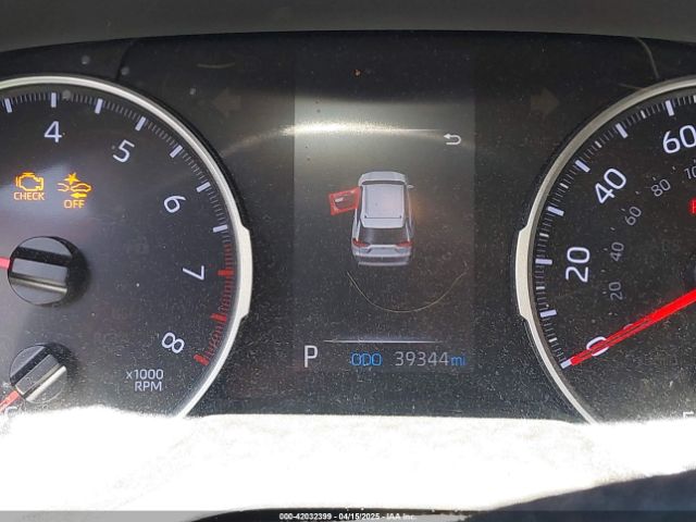 JTMH1RFVXKD040735 Toyota RAV4 LE