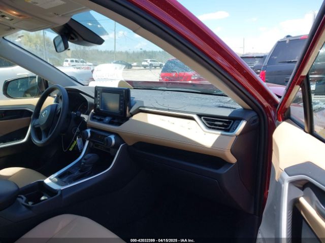 JTMH1RFVXKD040735 Toyota RAV4 LE