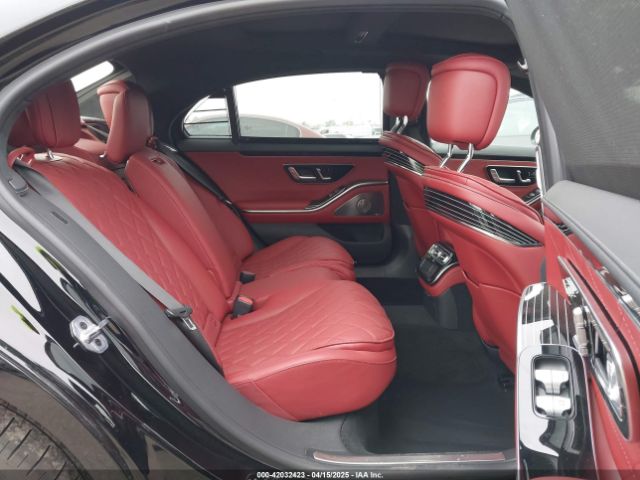W1K6G7GB3RA279964 Mercedes-Benz m176