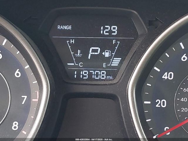 5NPDH4AE5EH520653 Hyundai ELANTRA SE