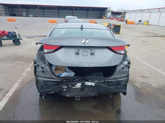5NPDH4AE5EH520653 Hyundai ELANTRA SE