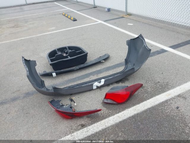 5NPDH4AE5EH520653 Hyundai ELANTRA SE