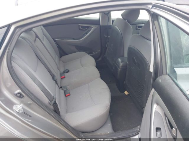 5NPDH4AE5EH520653 Hyundai ELANTRA SE