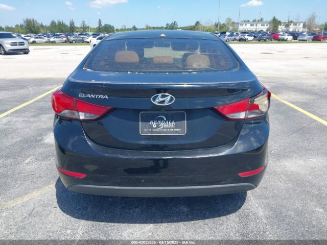 5NPDH4AE3GH655259 Hyundai ELANTRA SE